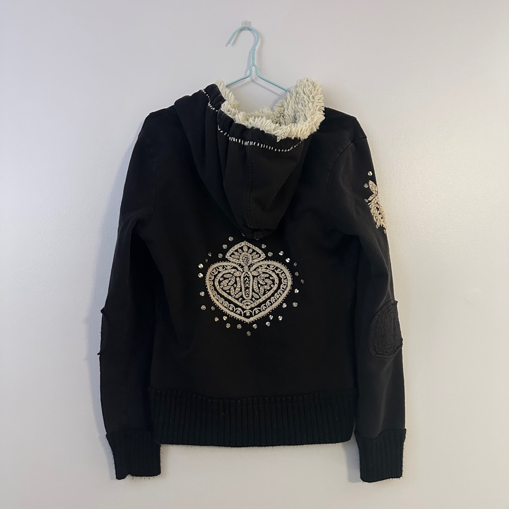 Vintage Y2K Twisted Heart Black Hooded Jacket with Heart Embroidered Details